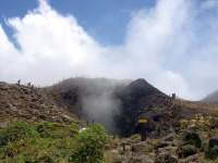 Fumerolles sur la soufrière.